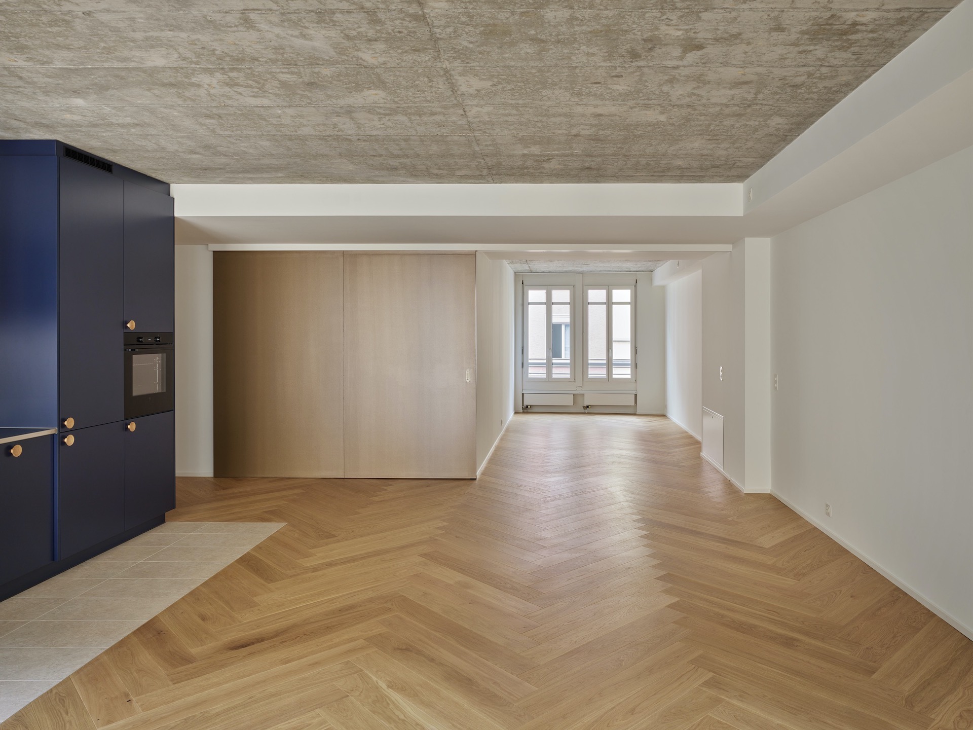 Wohnraum im sanierten Altbau an der Müllerstrasse Zürich